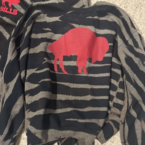 Women’s Buffalo Bills sweatsuit size M unisex - Picture 2 of 4